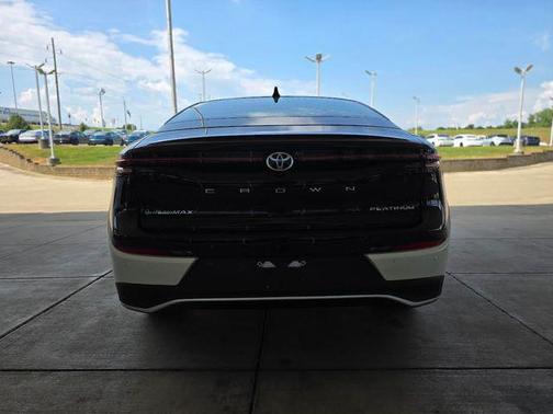 2026 Toyota Crown Platinum