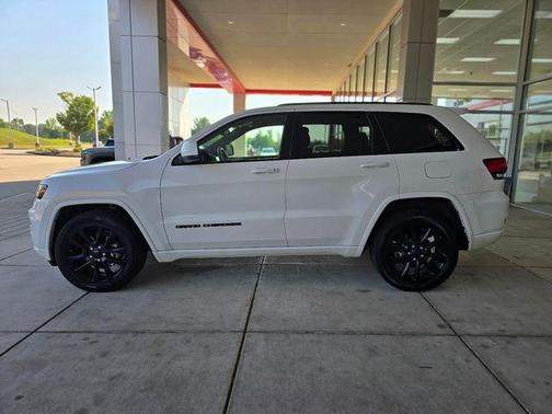 2019 Jeep Grand Cherokee Altitude