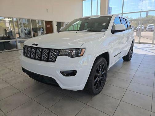 2019 Jeep Grand Cherokee Altitude