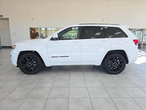2019 Jeep Grand Cherokee Altitude
