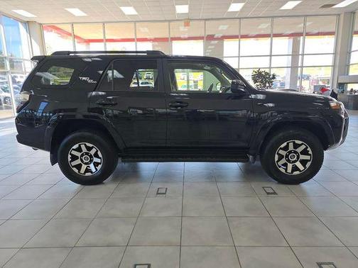 2024 Toyota 4Runner TRD Off Road