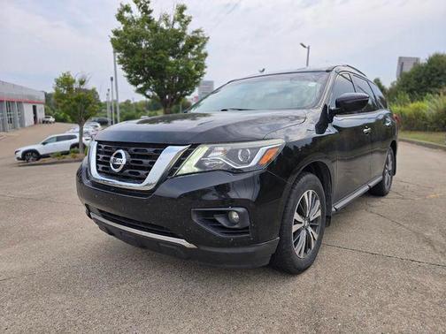2017 Nissan Pathfinder SV