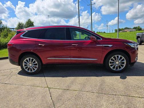2020 Buick Enclave Essence