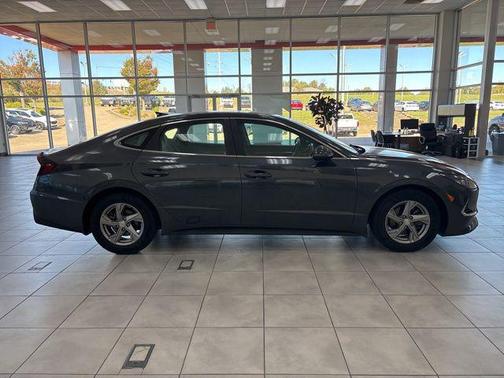 2023 Hyundai SONATA SE