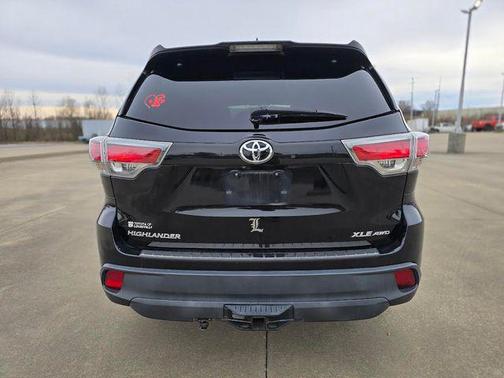 2016 Toyota Highlander XLE