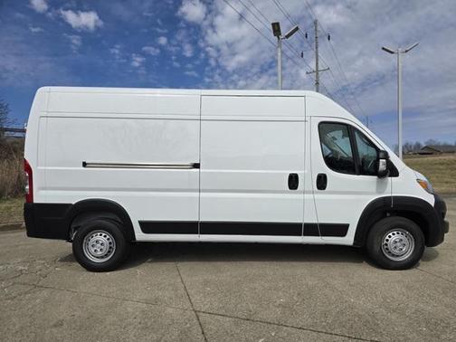 2024 RAM ProMaster 2500 Tradesman