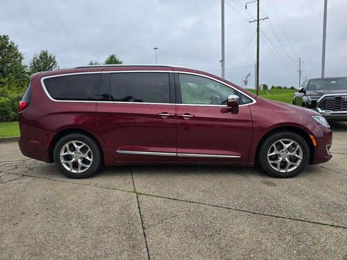 2018 Chrysler Pacifica Limited