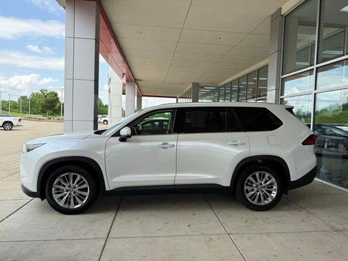 2024 Toyota Grand Highlander Platinum