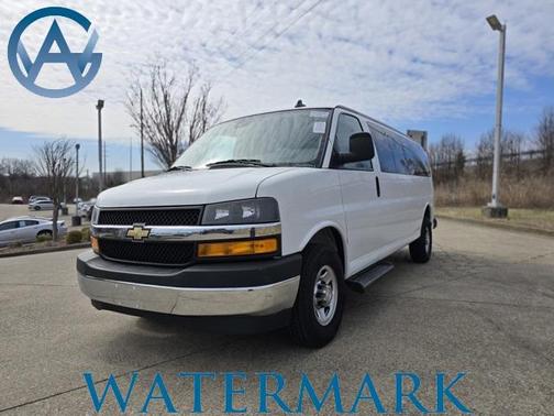 2021 Chevrolet Express 3500 LT