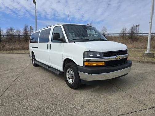 2021 Chevrolet Express 3500 LT