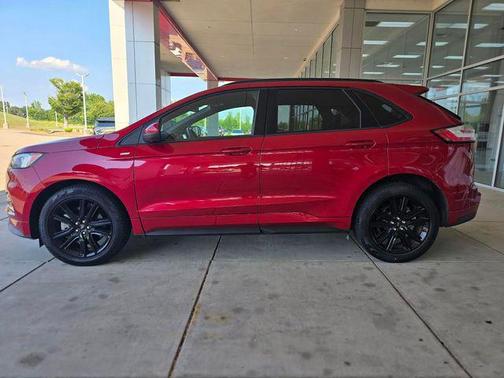 2021 Ford Edge ST Line