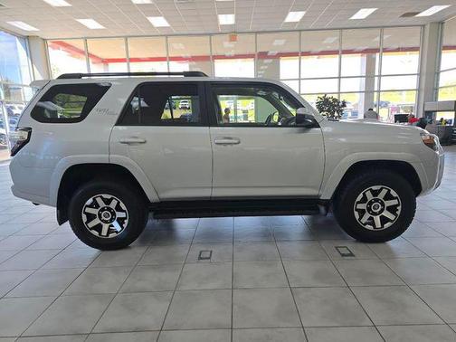 2024 Toyota 4Runner TRD Off Road