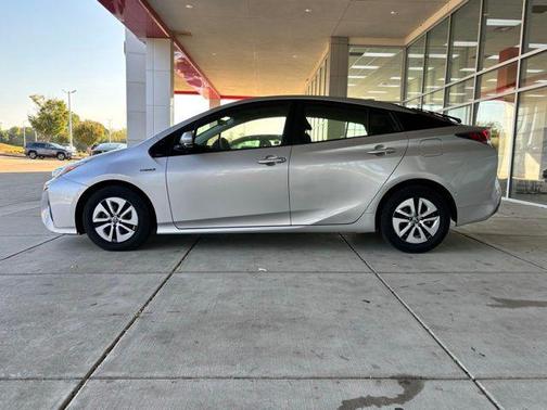 2018 Toyota Prius Two