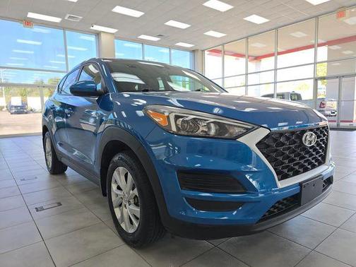 2020 Hyundai TUCSON SE