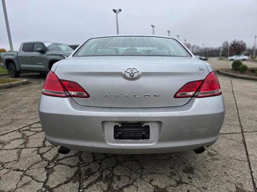 2007 Toyota Avalon XL