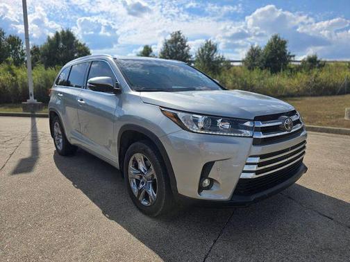 2019 Toyota Highlander Limited Platinum