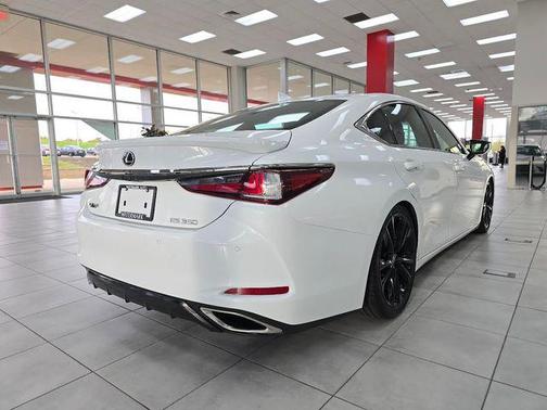 2022 Lexus ES 350 F Sport