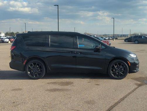 2021 Chrysler Pacifica Limited