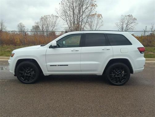 2021 Jeep Grand Cherokee Laredo