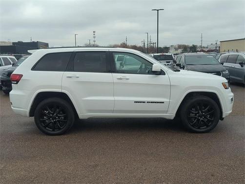 2021 Jeep Grand Cherokee Laredo
