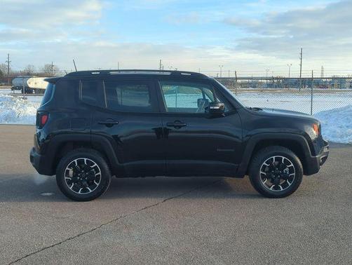 2023 Jeep Renegade Upland