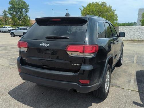 2020 Jeep Grand Cherokee Laredo