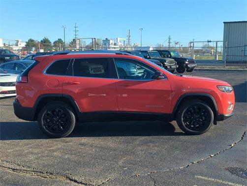 2021 Jeep Cherokee Latitude Lux