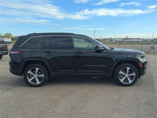 2024 Jeep Grand Cherokee 4xe Base