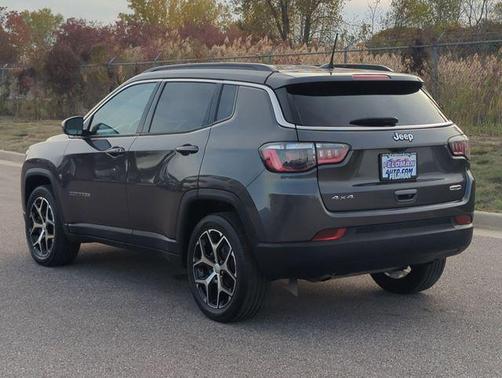 2024 Jeep Compass Latitude