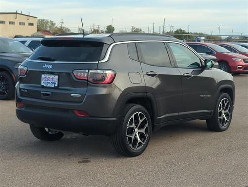 2024 Jeep Compass Latitude