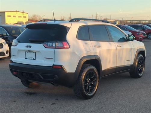 2022 Jeep Cherokee Trailhawk