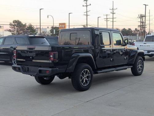 2026 Jeep Gladiator Sport S