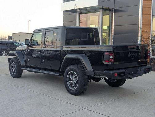 2026 Jeep Gladiator Sport S