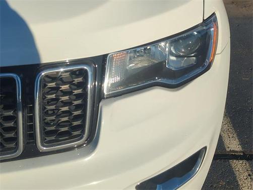 2020 Jeep Grand Cherokee Laredo