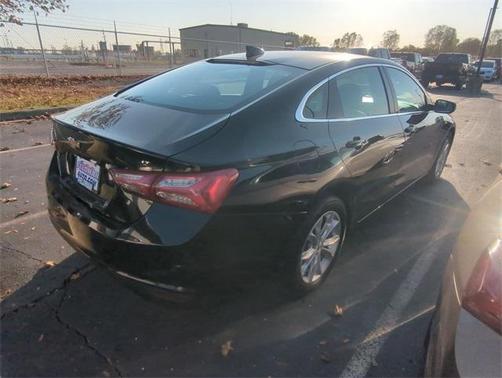 2022 Chevrolet Malibu FWD LT