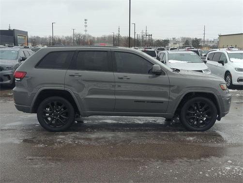 2020 Jeep Grand Cherokee Altitude