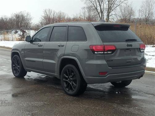 2020 Jeep Grand Cherokee Altitude