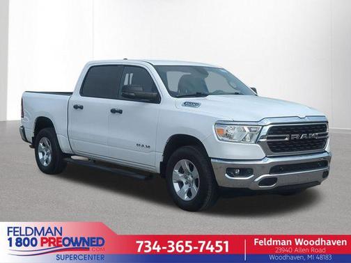 Bright White Clearcoat 2023 RAM 1500 Big Horn/Lone Star