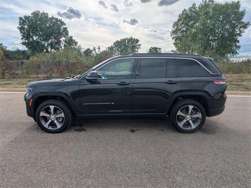 2024 Jeep Grand Cherokee 4xe Base