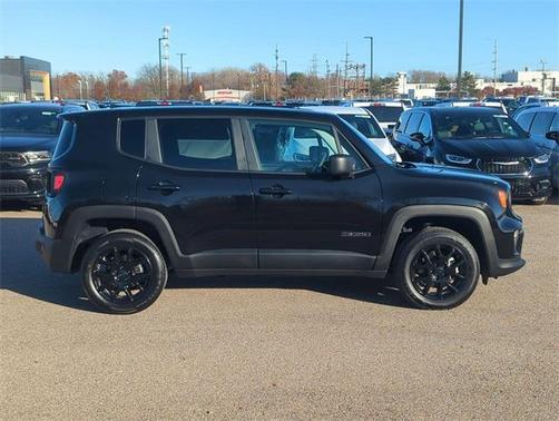 2023 Jeep Renegade Latitude