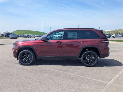 2025 Jeep Grand Cherokee Limited X