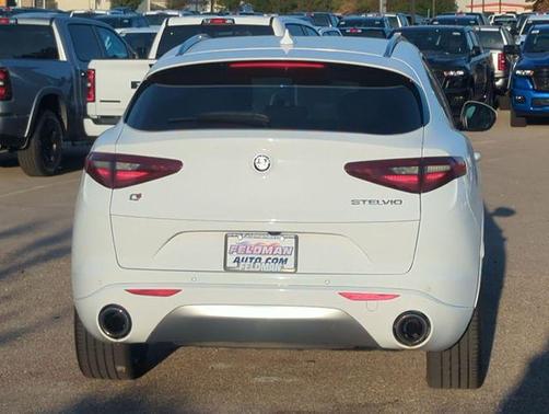 2020 Alfa Romeo Stelvio Ti Lusso