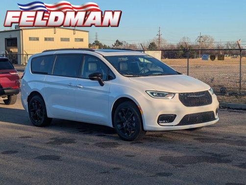 2026 Chrysler Pacifica L