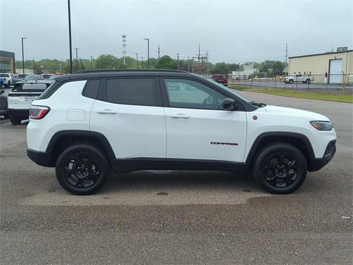 2024 Jeep Compass Trailhawk