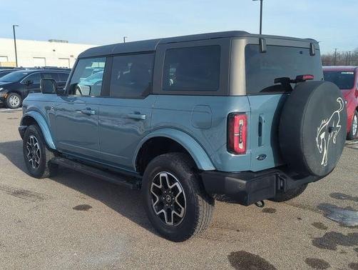2022 Ford Bronco Outer Banks