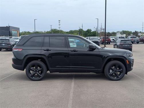 2025 Jeep Grand Cherokee Limited X