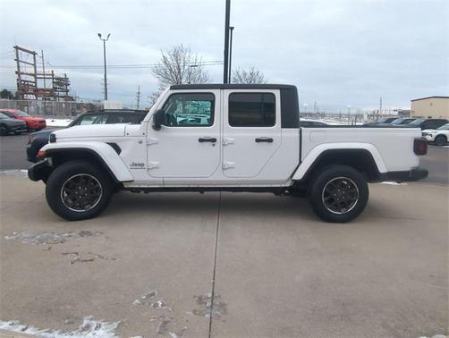 2023 Jeep Gladiator Overland
