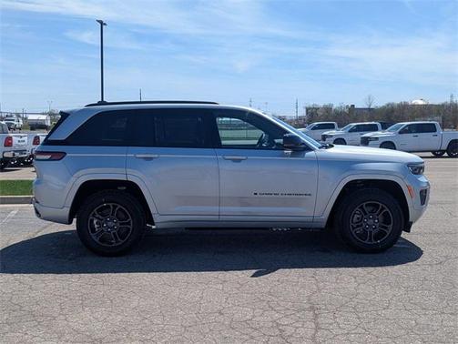 2025 Jeep Grand Cherokee 4xe Anniversary Edition