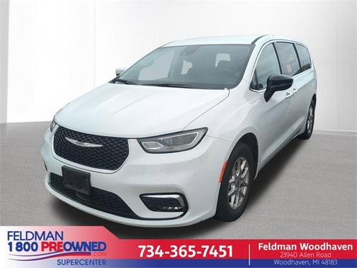 2024 Chrysler Pacifica Touring L