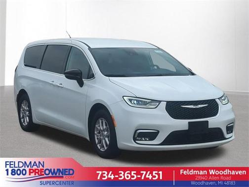 2024 Chrysler Pacifica Touring L